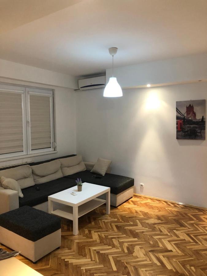 Empire Apartments Szkopje Kültér fotó